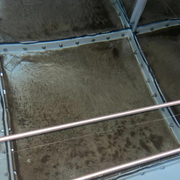 dirty-sectional-water-tank-commercial